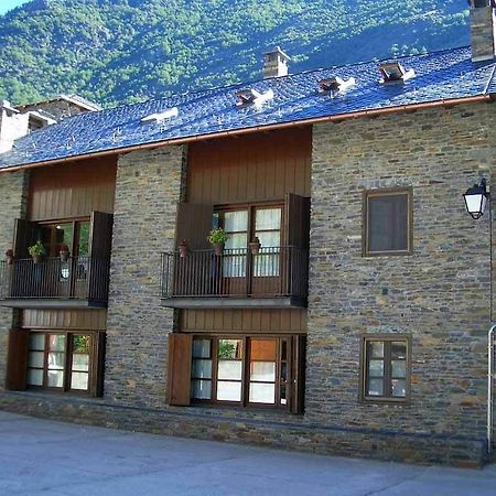 Apartaments Vall Ferrera 아리우 외부 사진