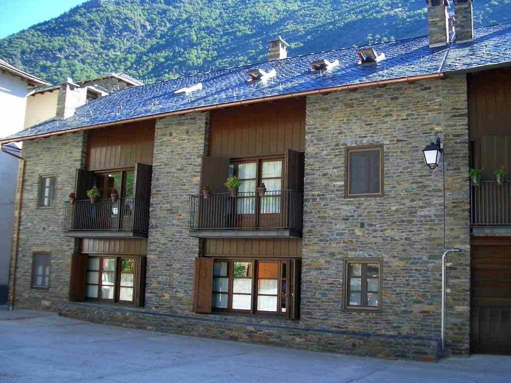 Apartaments Vall Ferrera 아리우 외부 사진